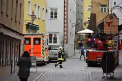 Freitag, 15 Uhr: Feuerwehr rückt aus