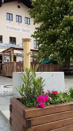 Einladender Platz in neuem Glanz