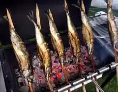Morgen gibt es Steckerlfische