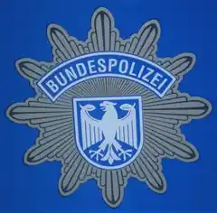 Reise endet direkt vor Gericht