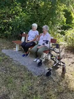 Ruhebankerl auf langer Geraden