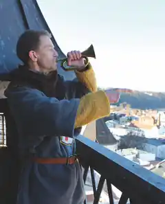 Mit dem Türmer Brandschau halten