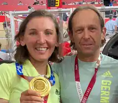 Grüße aus Tokio mit einer Goldenen