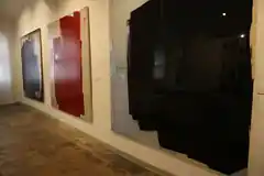 Der Bus fährt langsam ab