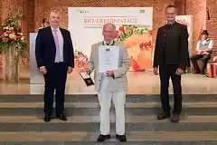 Staatsmedaille für den Ährenmann!