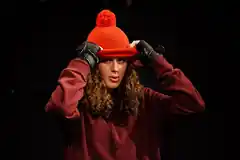 Rotkäppchen saust über die Bühne