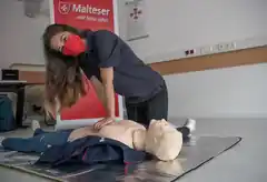 „Nachteulen-Kurs“ zur Ersten Hilfe