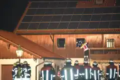 Bei Brand gestern: Frau (52) schwer verletzt