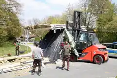 Unfall im Kreisel: 20.000 Euro Schaden