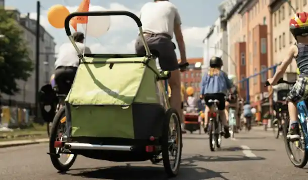 „Kidical Mass“ erobert die Altstadt
