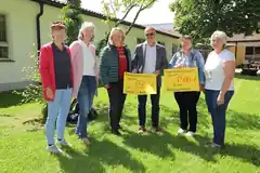 3000 Euro von der Frauenbewegung
