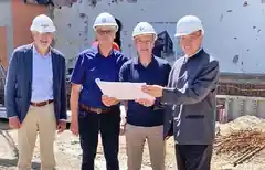 Bauarbeiten noch etwa ein Jahr lang