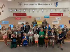 Zum Schluss gab’s für alle einen Pokal