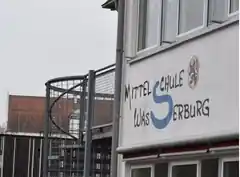 Der Mittelschule geht es nass rein