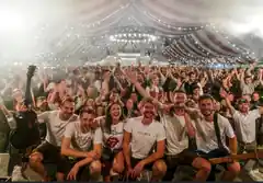Rock Wave sagen ganz laut Servus