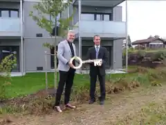 Sozialer Wohnungsbau an Gemeinde übergeben