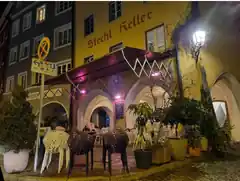„Keine Handhabe“: Heizstrahler eines Bistros bleiben heiß