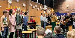 Reitmehringer Grundschule in Weihnachtslaune