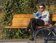 Das wurde teuer: Die Parkbank, ein Buch und ich