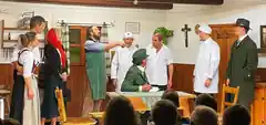 Noch vier Mal: Vorhang auf