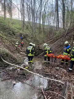 Personenrettung in schwierigem Gelände