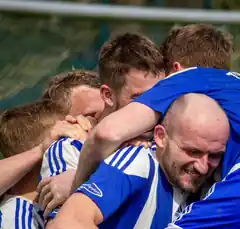 Riesenjubel ums Team Babensham …