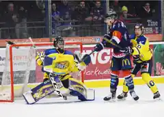 EHC Waldkraiburg kann Torhüter Lode halten