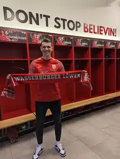 Löwen holen Selimovic
