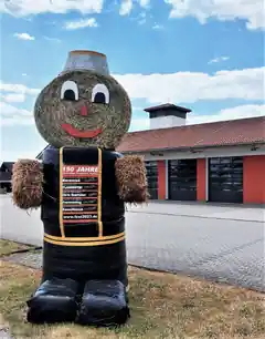 Und freundlich grüßt die Feuerwehr Pfaffing …