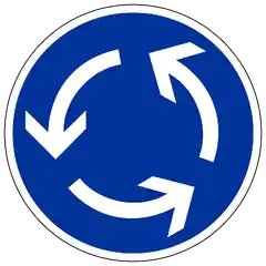 Wie funktioniert es im mehrspurigen Kreisverkehr?