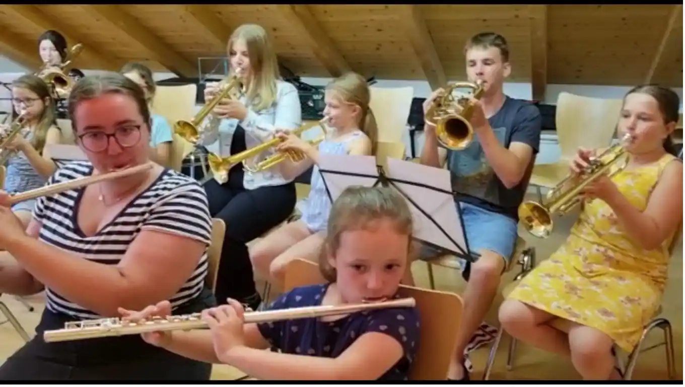 Das Instrumentenkarussell dreht sich wieder