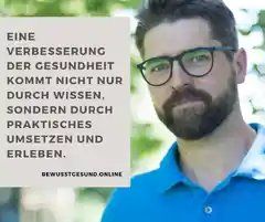 Im Fokus die Schulter und der Nacken
