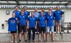 Jugendtrainer in neuem Outfit