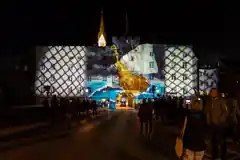 Die ganze Stadt in Licht getaucht