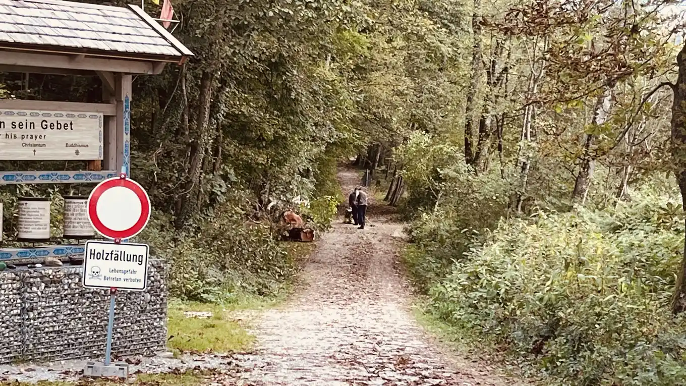 Riedener Weg: Das Loch ist weg