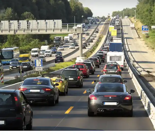 „Rechts überholen erlaubt?“
