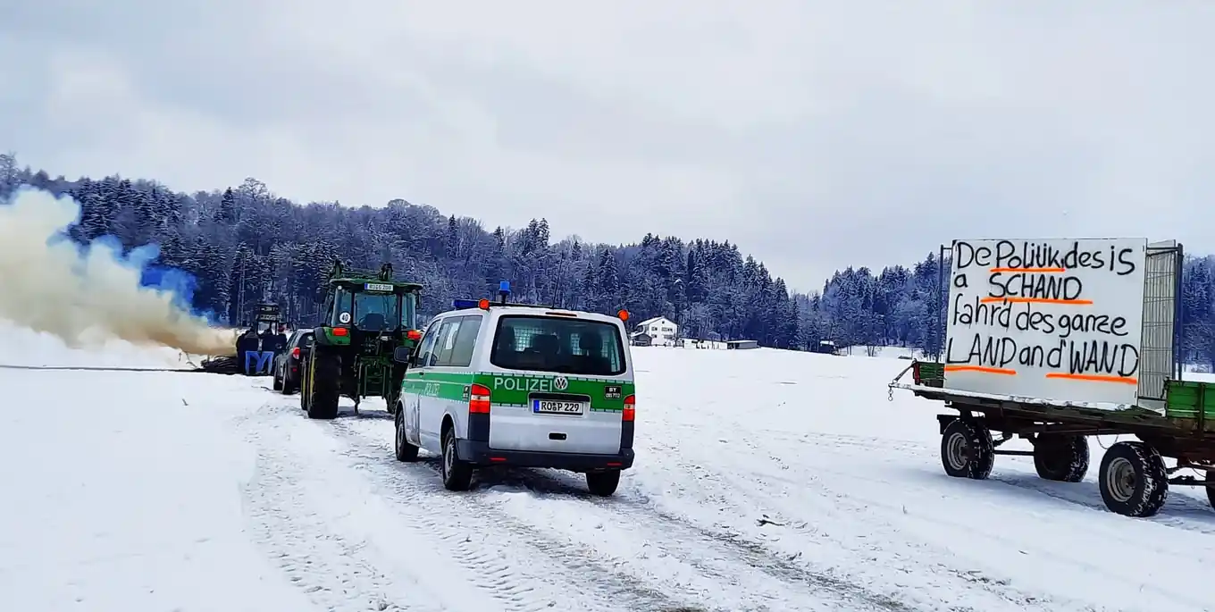 Mahnfeuer im Schnee