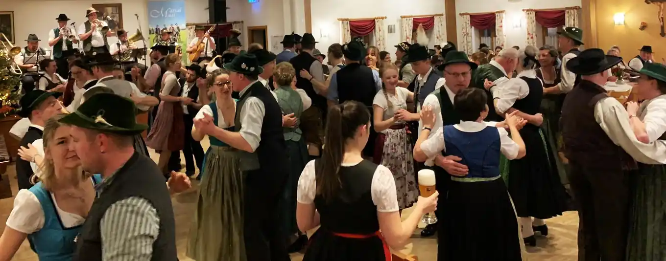 Vom Walzer zum schneidigen Boarischen