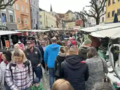 Reges Treiben am Mittfastenmarkt