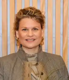 Anke Hellmann übernimmt