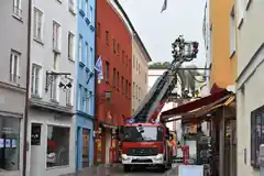 Feuerwehr unterstützt Rettungsdienst