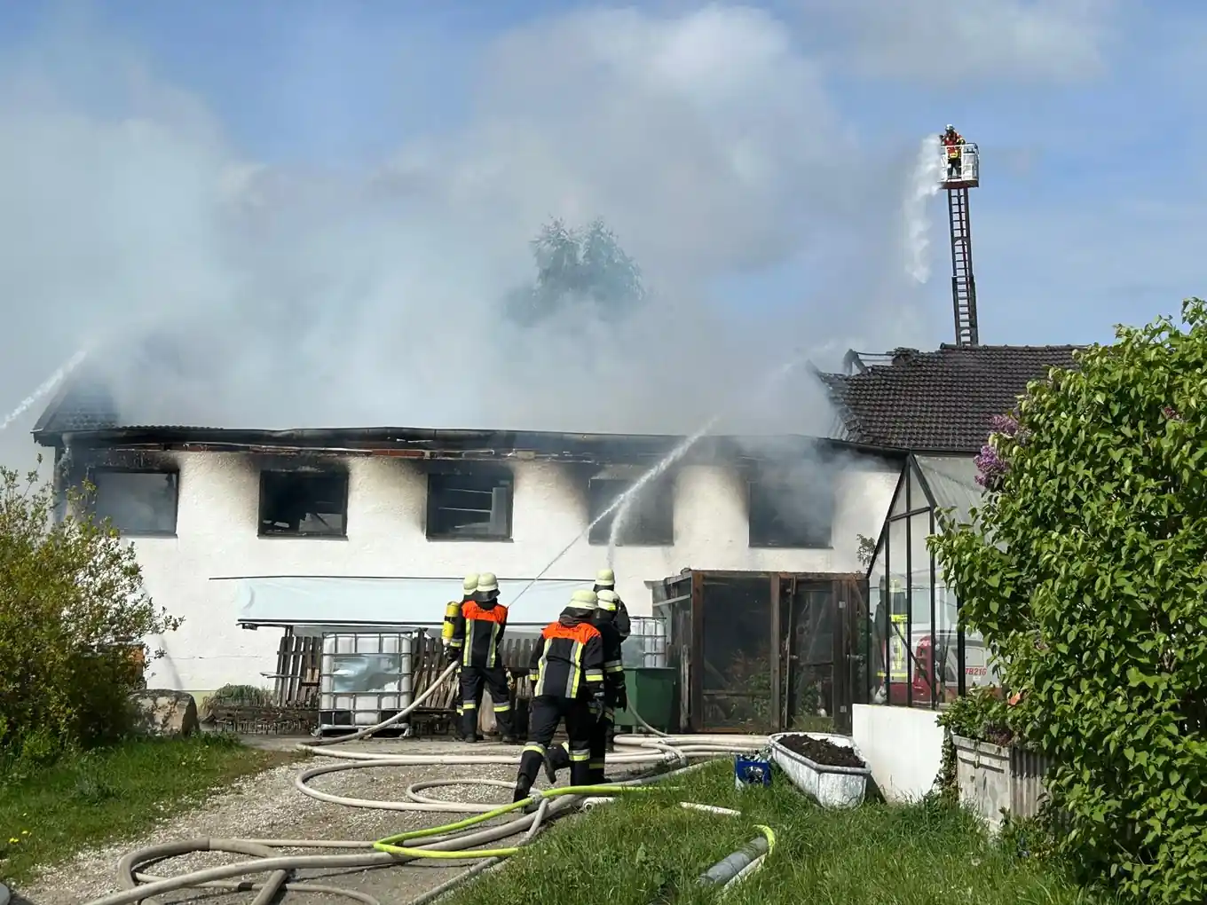Maschinenhalle ein Raub der Flammen