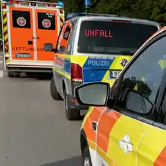 Auffahrunfall auf einen Sicherungsanhänger