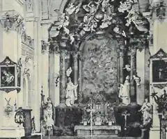 Vier Kirchen in historischen Fotografien