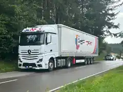 17 Uhr: Unfall auf der Staatsstraße