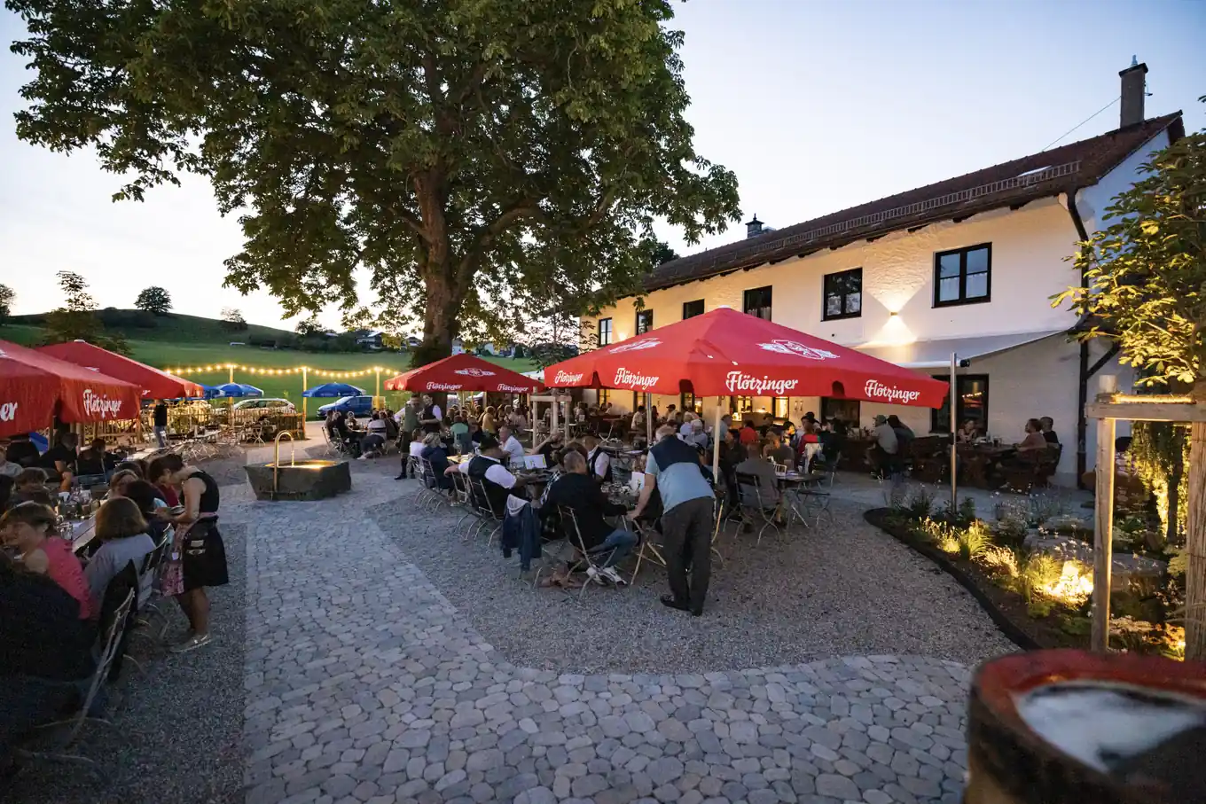 Rieden: Sommerwetter lockt in den Biergarten