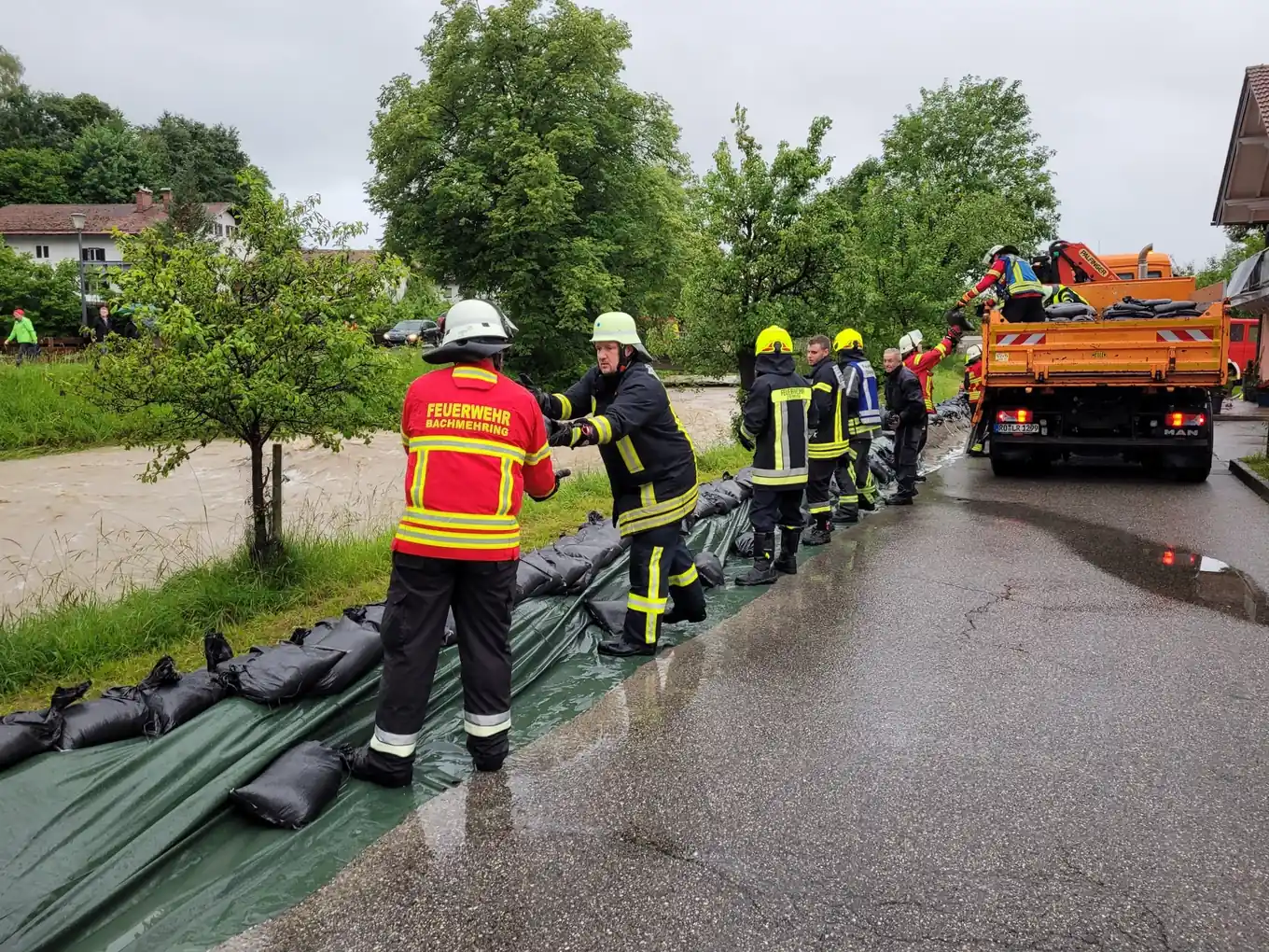 Zunehmende Herausforderungen für heimische Einsatzkräfte