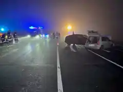 Auf der B15: Unfall mitten in der Nacht