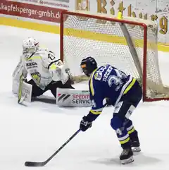 Spektakulärer Eishockeyabend