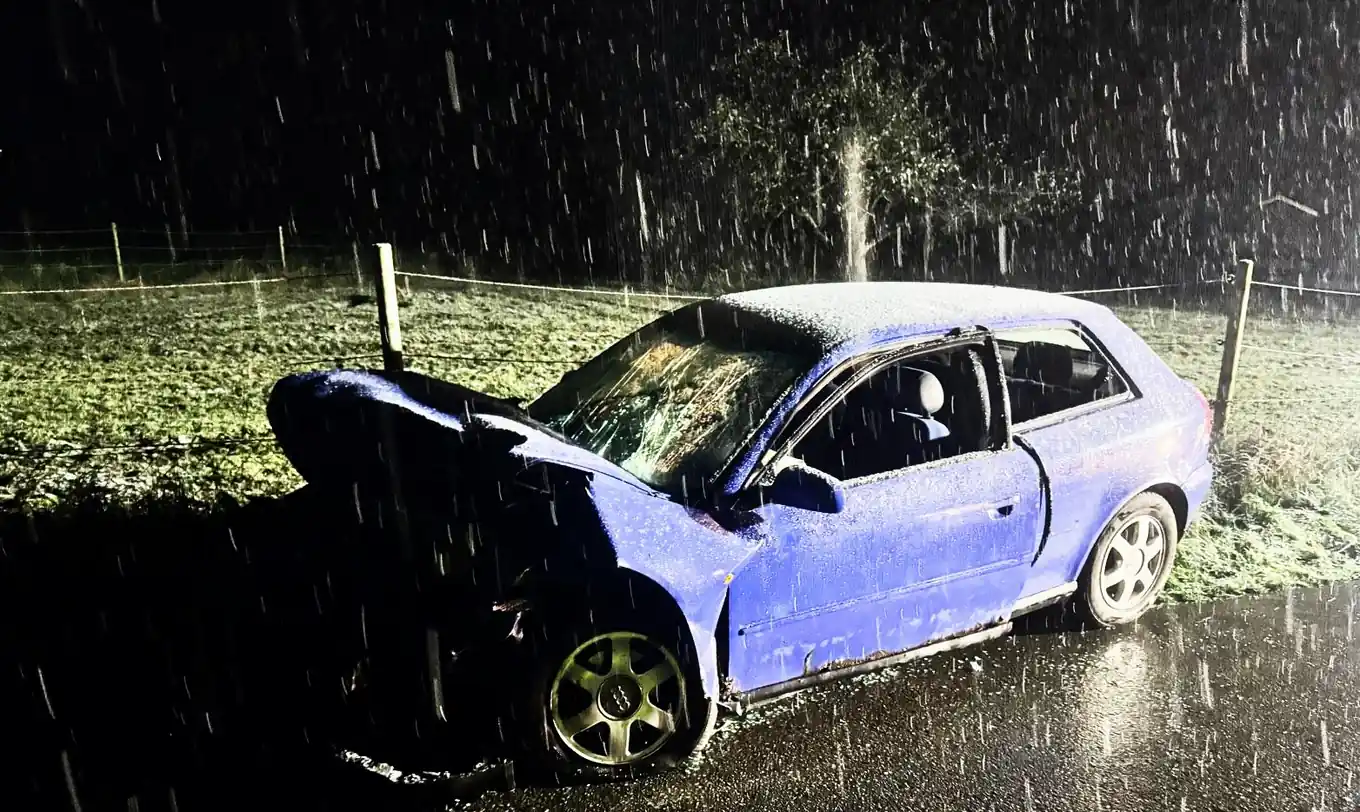 Schwerer Unfall im Schneeregen